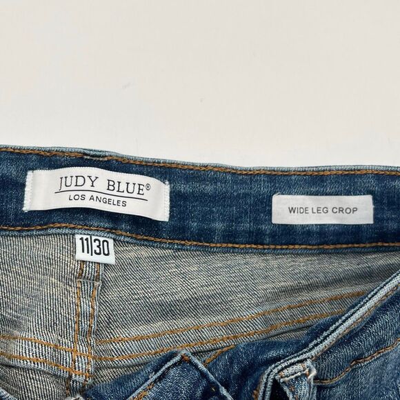 JUDY BLUE Jeans Size 11/30 Blue High Rise Wide Leg Crop Frayed Hem Stretch Denim - Picture 5 of 14